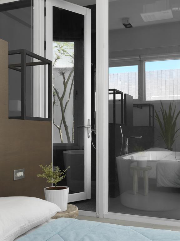 Water House Apartman Yilan Kültér fotó